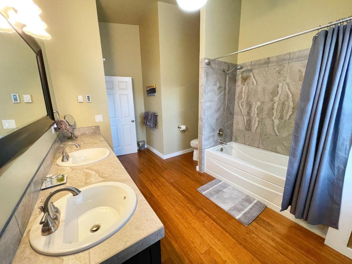 Friday Harbor Grand Bed & Breakfast Bagian luar foto