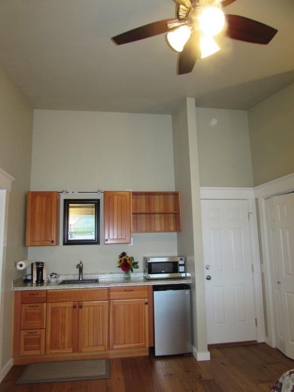 Friday Harbor Grand Bed & Breakfast Bagian luar foto
