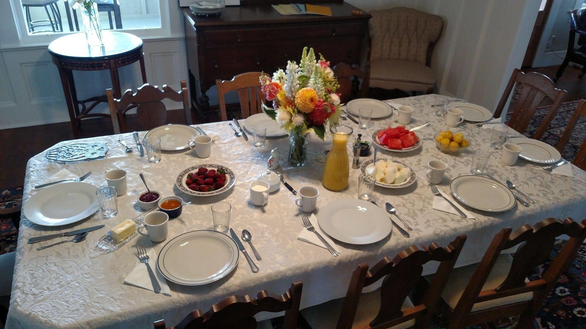 Friday Harbor Grand Bed & Breakfast Bagian luar foto